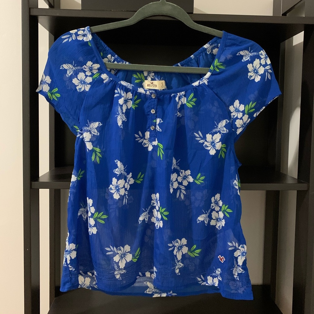TWO Hollister Hawaii BlouseS